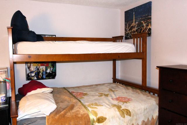 40 South Street APT 25, Bristol, CT 06010