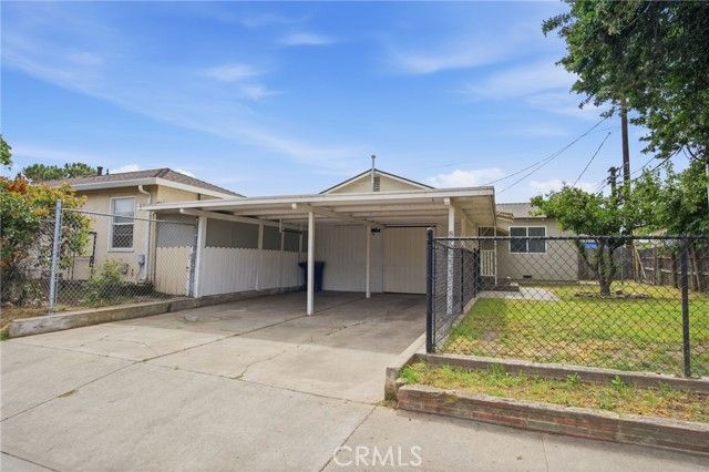 898 Yosemite Parkway, Merced, CA 95341