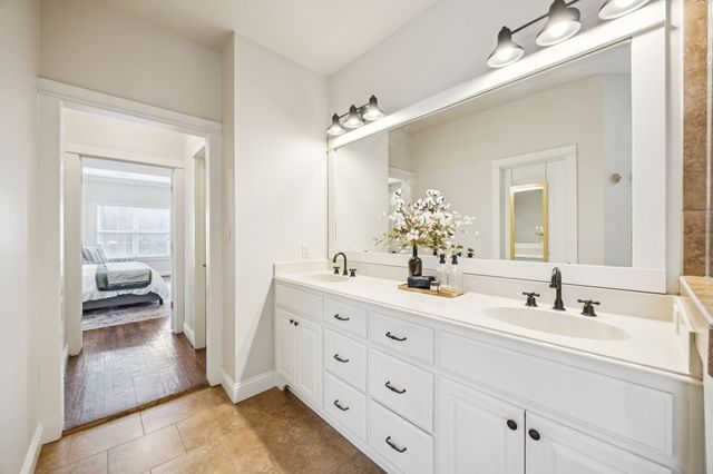 2034 Red Cedar Trail, Greenville, TX 75402