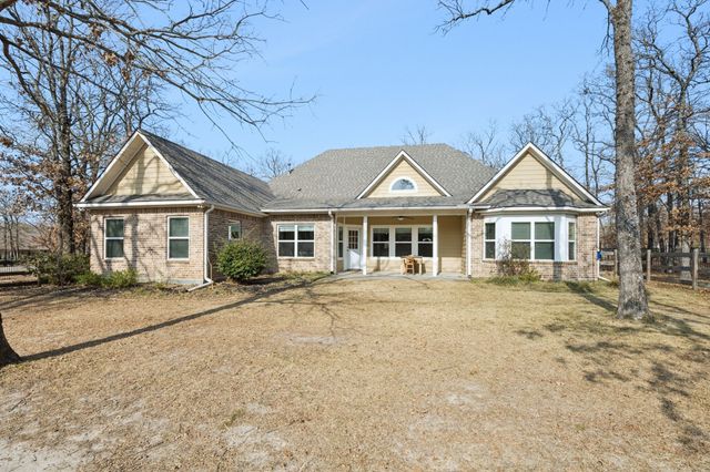 2034 Red Cedar Trail, Greenville, TX 75402