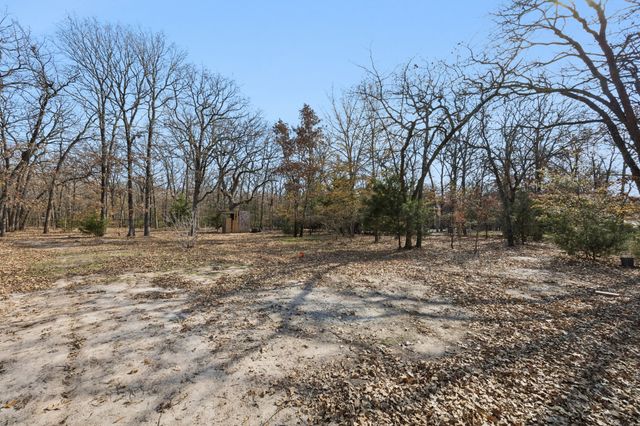 2034 Red Cedar Trail, Greenville, TX 75402