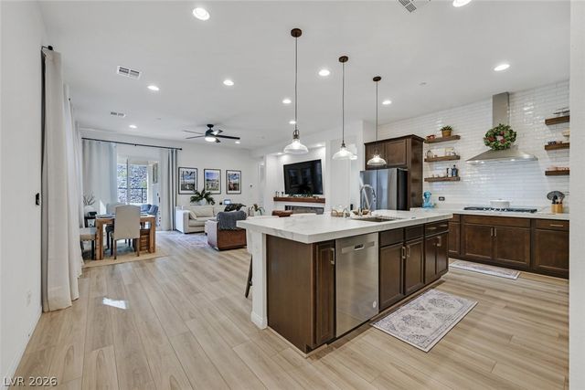 111 Ibiza Lake Drive, Henderson, NV 89011