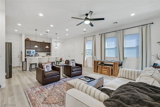 111 Ibiza Lake Drive, Henderson, NV 89011