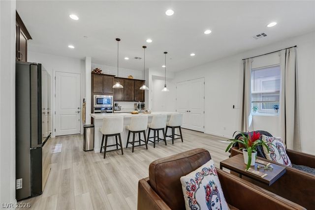 111 Ibiza Lake Drive, Henderson, NV 89011