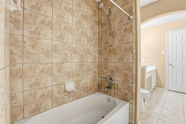 9618 Red Rugosa Drive, Houston, TX 77095