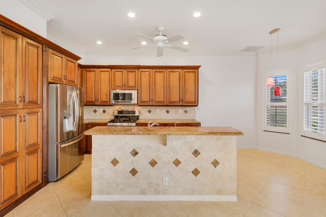 330 NW Shoreview Drive, Port St. Lucie, Port St Lucie, FL 34986