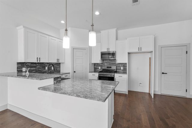 6059 Rivendell Drive, Frisco, TX 75035