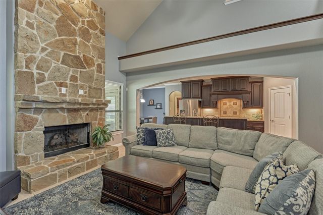 10714 Sir Alex Drive, Tomball, TX 77375