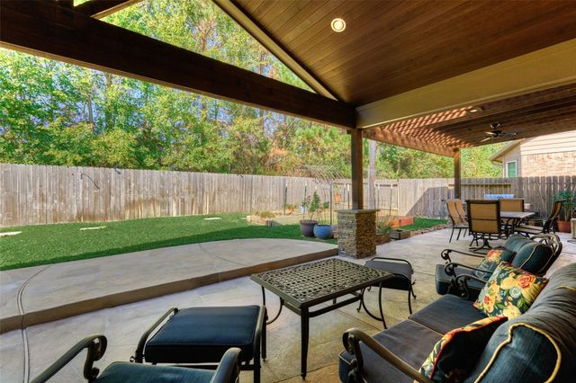 10714 Sir Alex Drive, Tomball, TX 77375