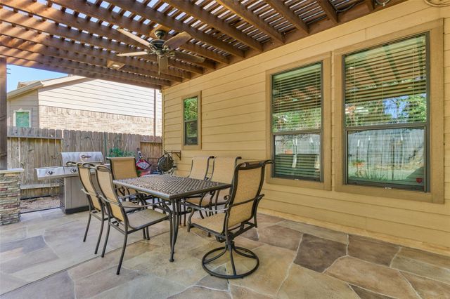 10714 Sir Alex Drive, Tomball, TX 77375