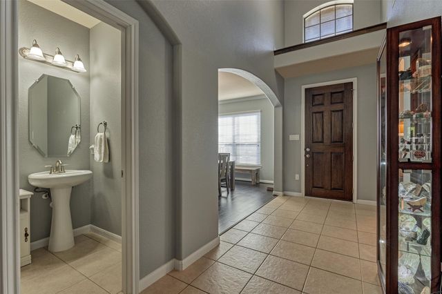 10714 Sir Alex Drive, Tomball, TX 77375