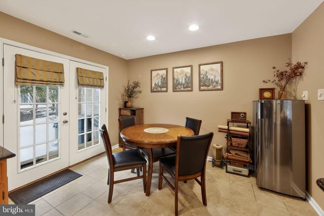 46 RAMPART DR, Chesterbrook, PA 19087