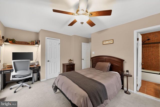 46 RAMPART DR, Chesterbrook, PA 19087