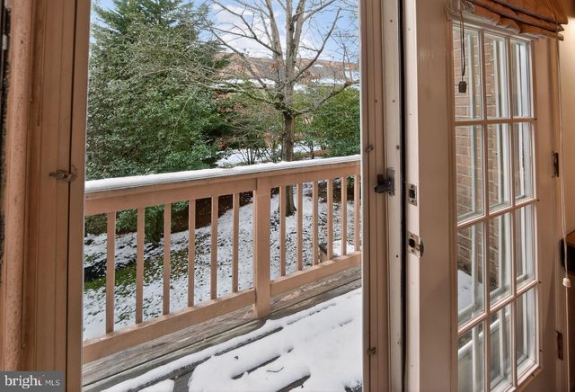 46 RAMPART DR, Chesterbrook, PA 19087