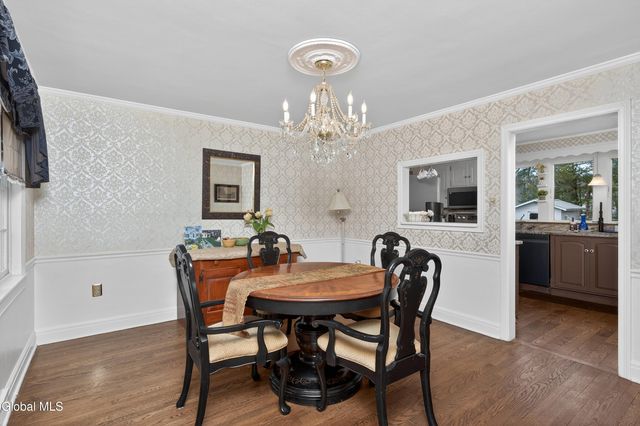 1549 Wyoming Avenue, Niskayuna, NY 12309