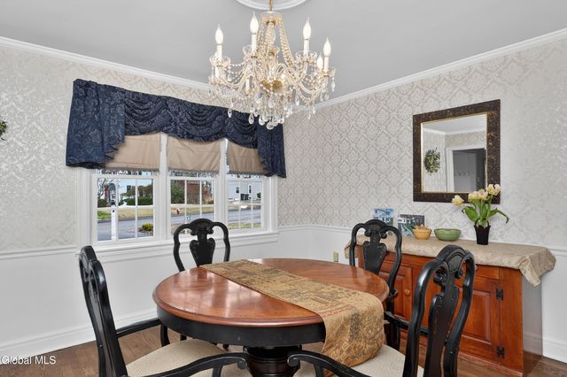 1549 Wyoming Avenue, Niskayuna, NY 12309