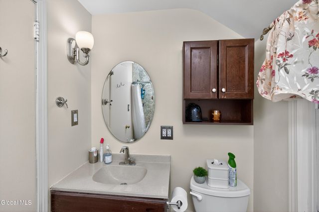 1549 Wyoming Avenue, Niskayuna, NY 12309