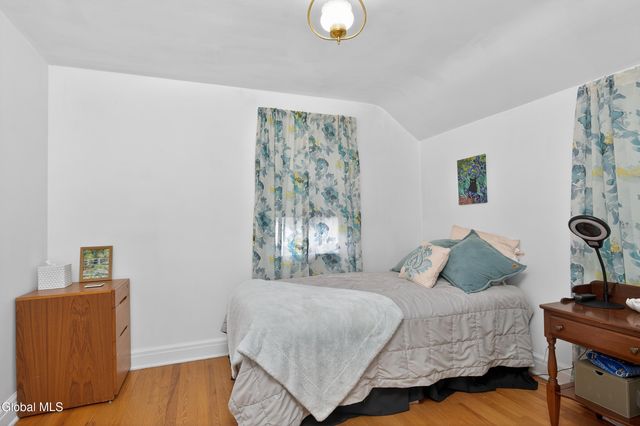 1549 Wyoming Avenue, Niskayuna, NY 12309