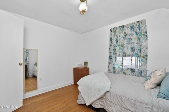 1549 Wyoming Avenue, Niskayuna, NY 12309