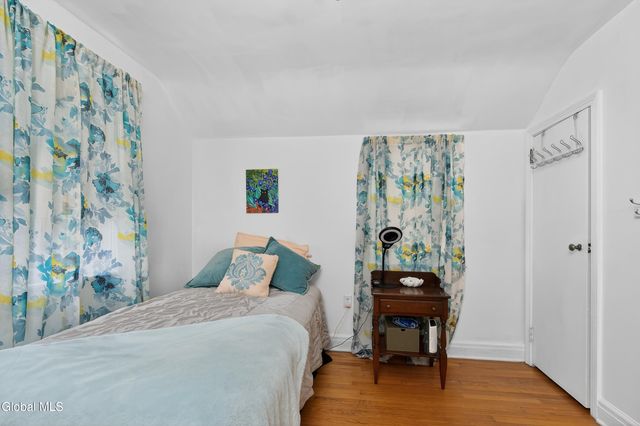 1549 Wyoming Avenue, Niskayuna, NY 12309