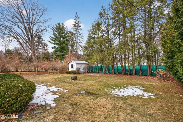 1549 Wyoming Avenue, Niskayuna, NY 12309