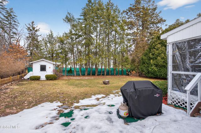 1549 Wyoming Avenue, Niskayuna, NY 12309