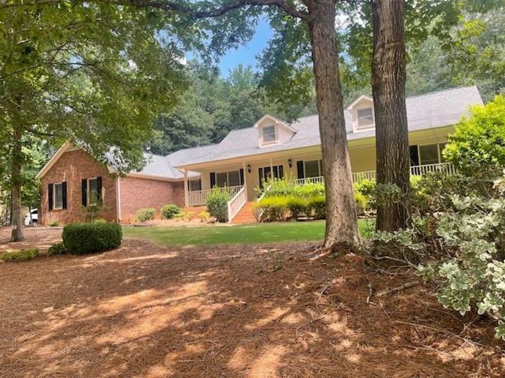 1356 Lake Forest Lane, Mcdonough, GA 30253