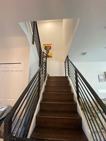 484 SW 91st Pl 484, Miami, FL 33174