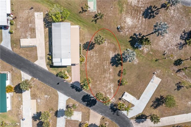 13671 Ovenbird DR, Fort Myers, FL 33908