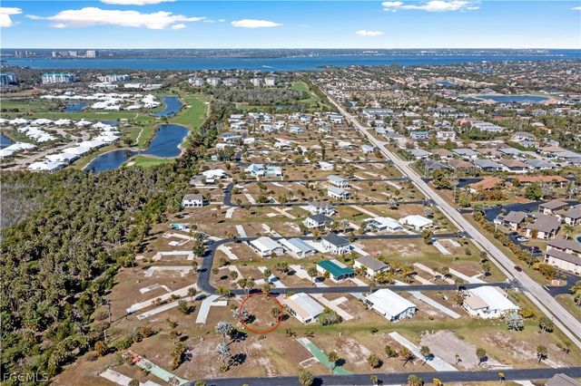 13671 Ovenbird DR, Fort Myers, FL 33908