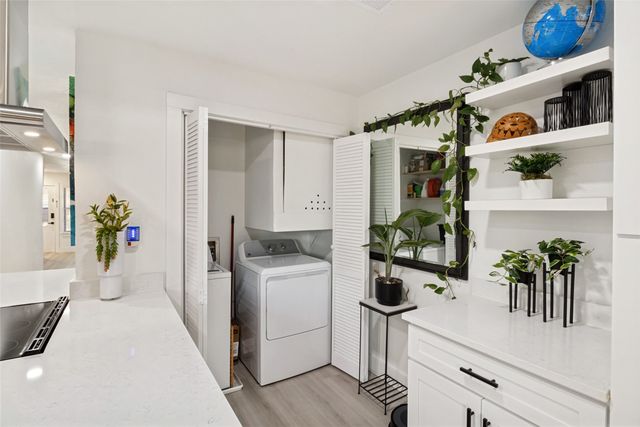 10635 Stone Canyon Road 19, Dallas, TX 75230