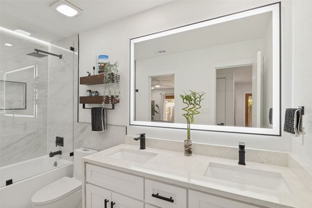 10635 Stone Canyon Road 19, Dallas, TX 75230