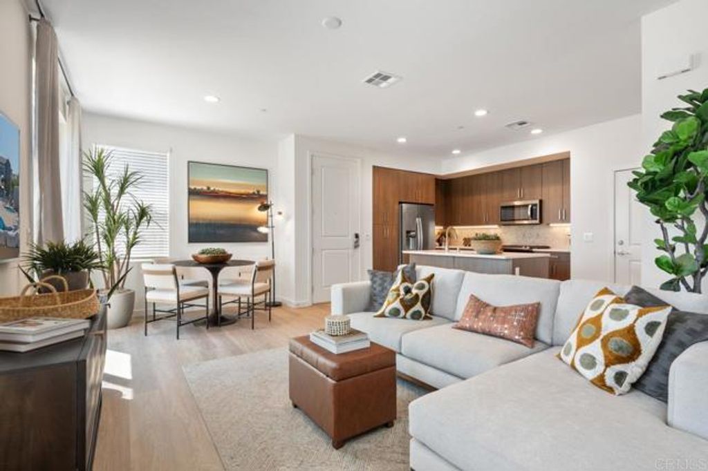 2095 Paseo Belluno 1, Chula Vista, CA 91913