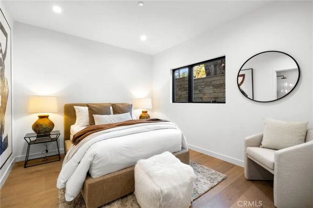 953 Everett Street, Los Angeles, CA 90026