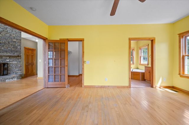 216 Old Wolf Hill Rd, Bethpage, TN 37022
