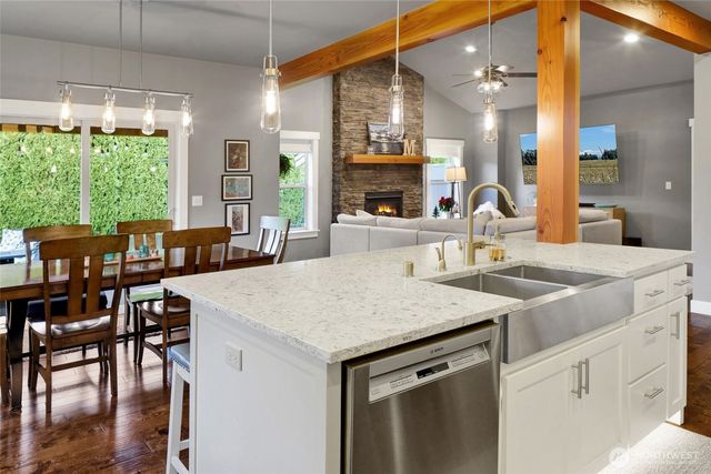 1333 Bradley Meadows Court, Lynden, WA 98264