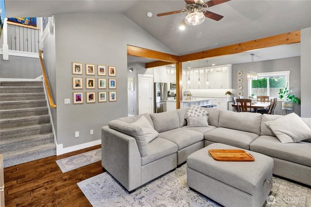 1333 Bradley Meadows Court, Lynden, WA 98264