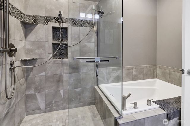 1333 Bradley Meadows Court, Lynden, WA 98264