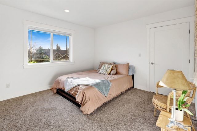 1333 Bradley Meadows Court, Lynden, WA 98264