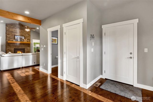 1333 Bradley Meadows Court, Lynden, WA 98264