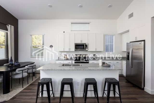 9117 N 181st Avenue Unit 86, Waddell, AZ 85355