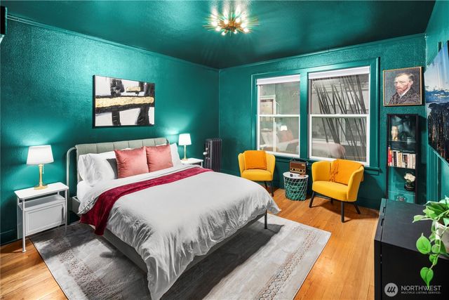 905 NE 43rd Avenue #110, Seattle, WA 98105