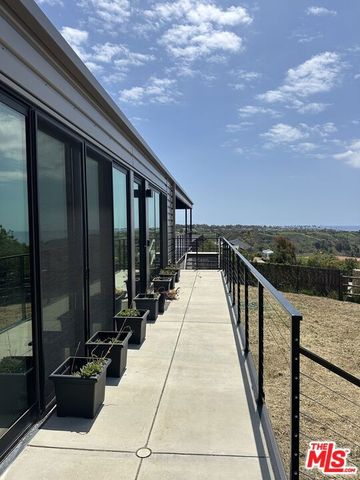 5782 Calpine Drive, Malibu, CA 90265