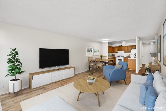 6700 S South Shore Drive 2J, Chicago, IL 60649