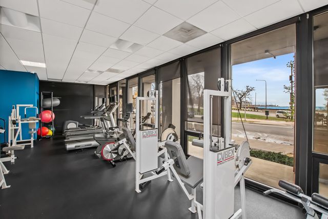 6700 S South Shore Drive 2J, Chicago, IL 60649