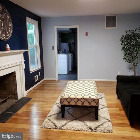 1113 E PATUXENT DR, La Plata, MD 20646