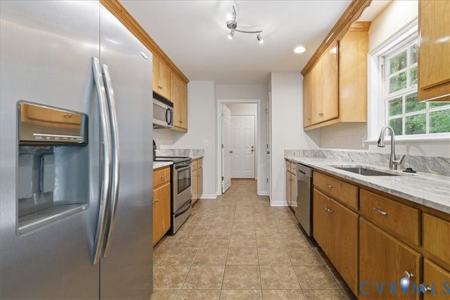 3904 Fawn Ct, North Dinwiddie, VA 23803