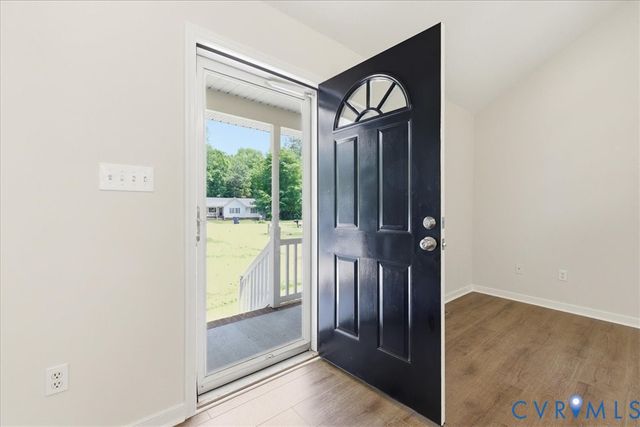 3904 Fawn Ct, North Dinwiddie, VA 23803