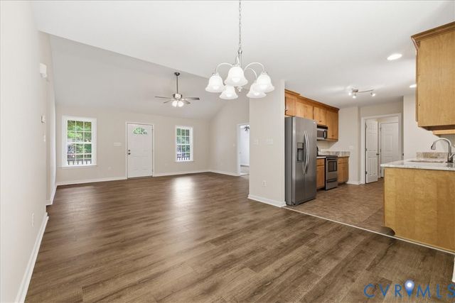 3904 Fawn Ct, North Dinwiddie, VA 23803