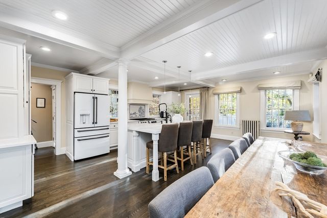 20 Grove Pl, Winchester, MA 01890